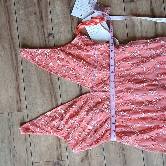 New Mac Duggal Coral Embellished Floor-length Gown. Size 8 - Picture 12 of 17